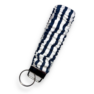 BLACK & WHITE STRIPE SCRUNCHIE KEY FOB